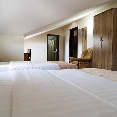Tourist Inn Hotel Tashkent Exterior photo