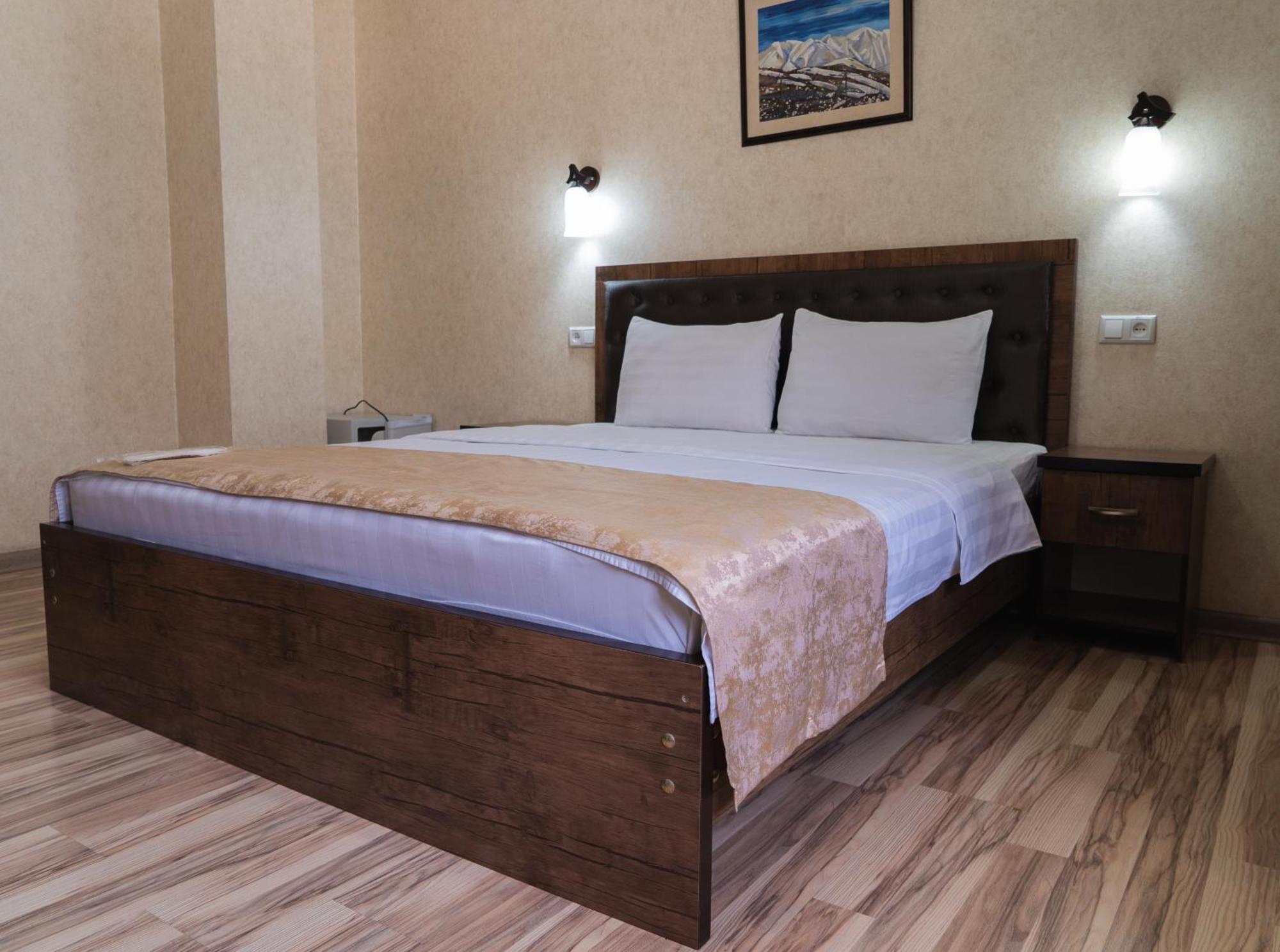Tourist Inn Hotel Tashkent Exterior photo