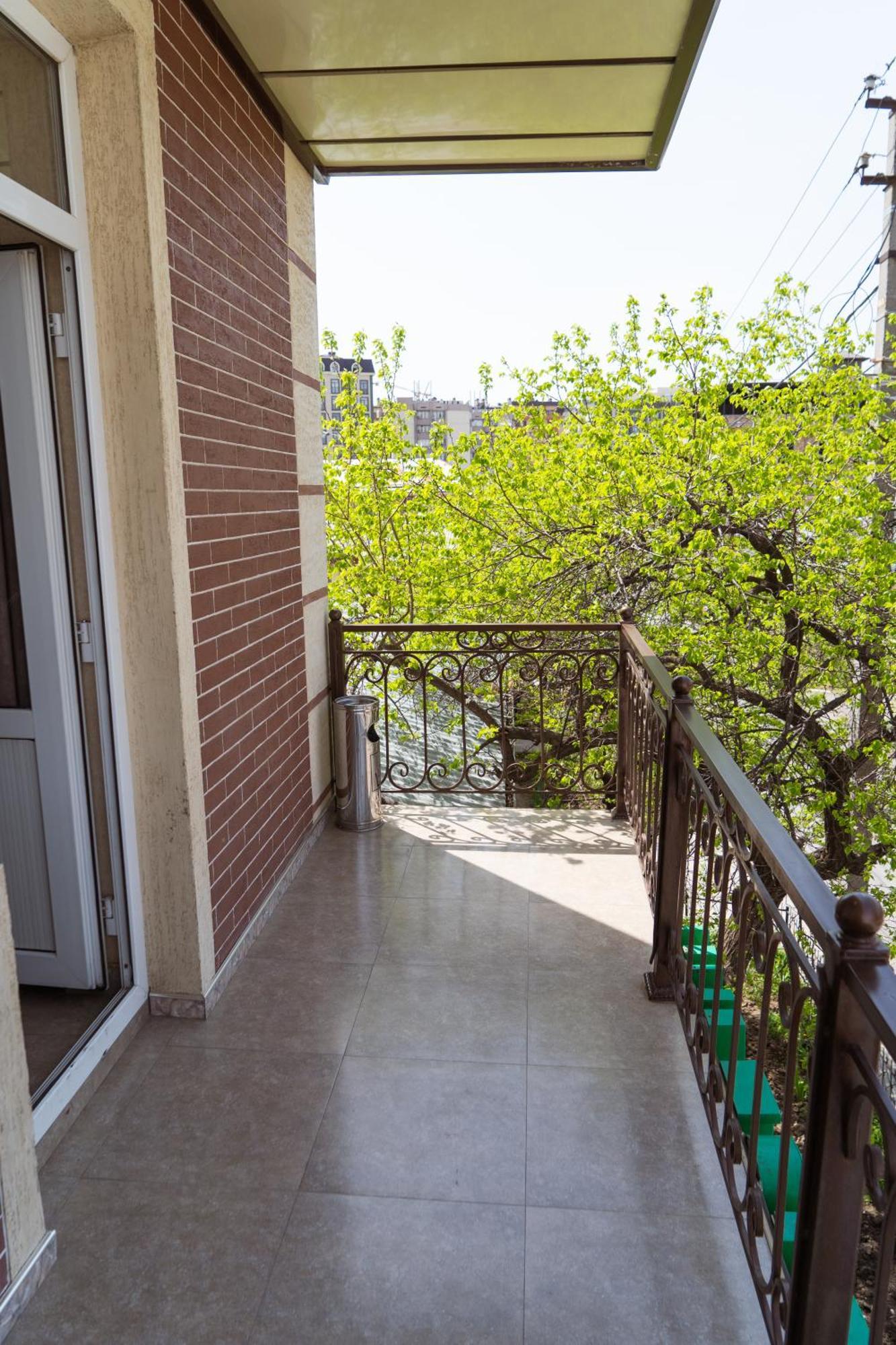 Tourist Inn Hotel Tashkent Exterior photo