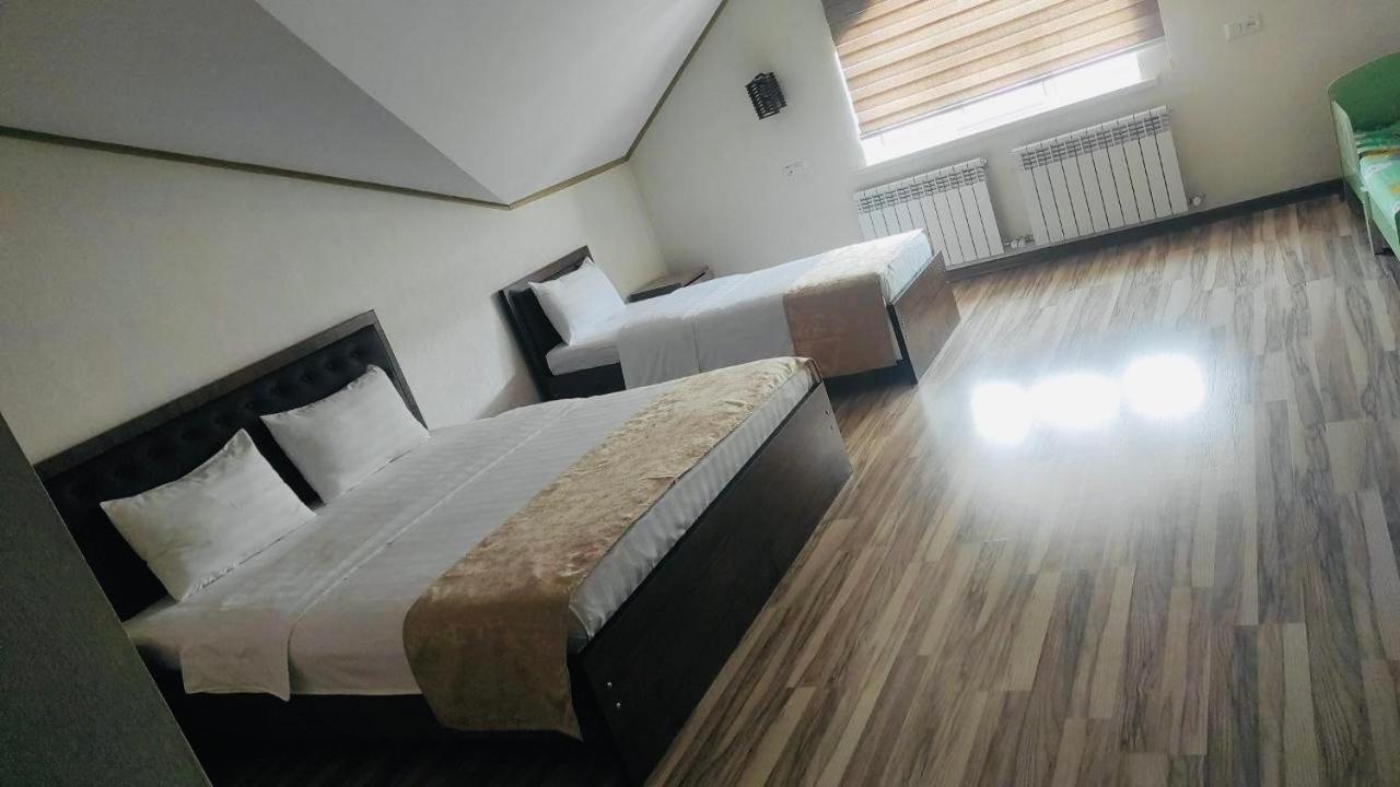 Tourist Inn Hotel Tashkent Exterior photo
