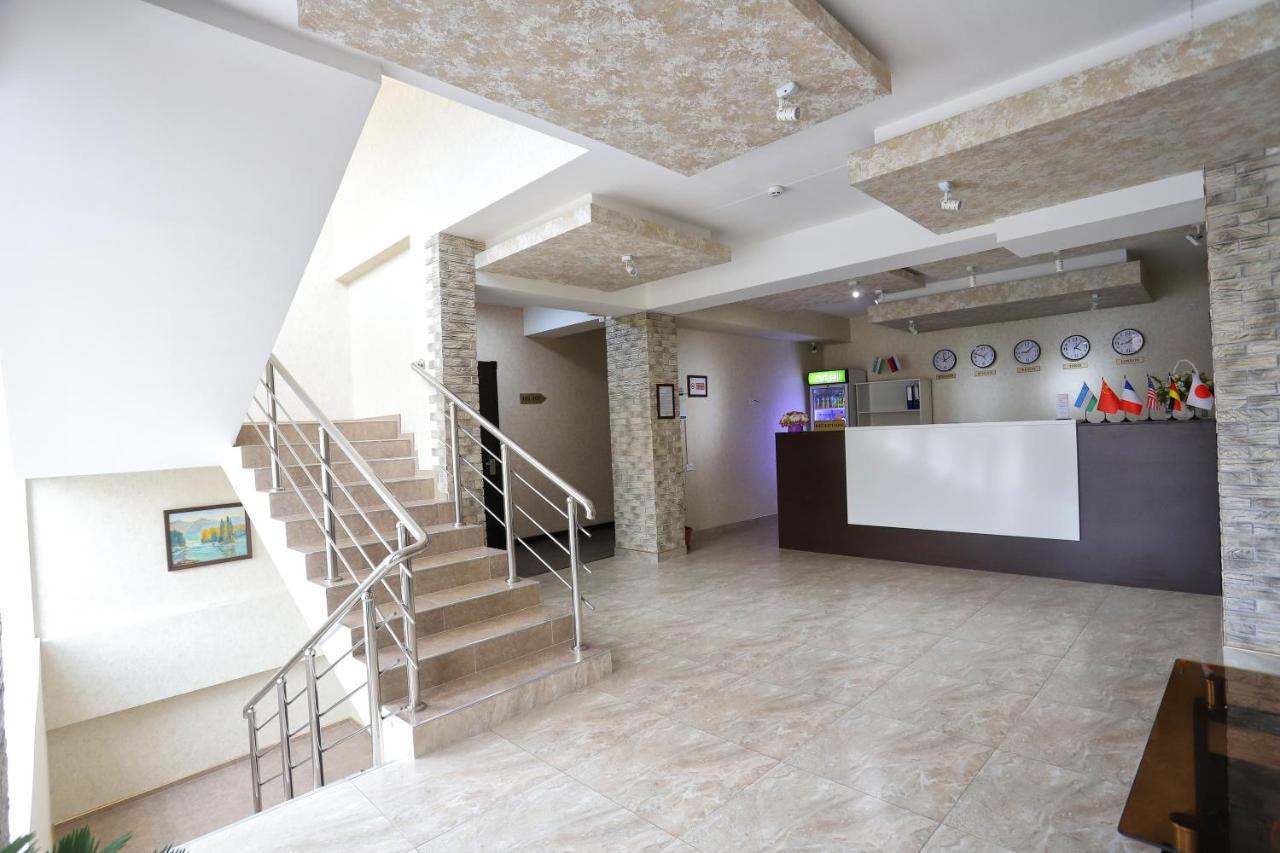 Tourist Inn Hotel Tashkent Exterior photo